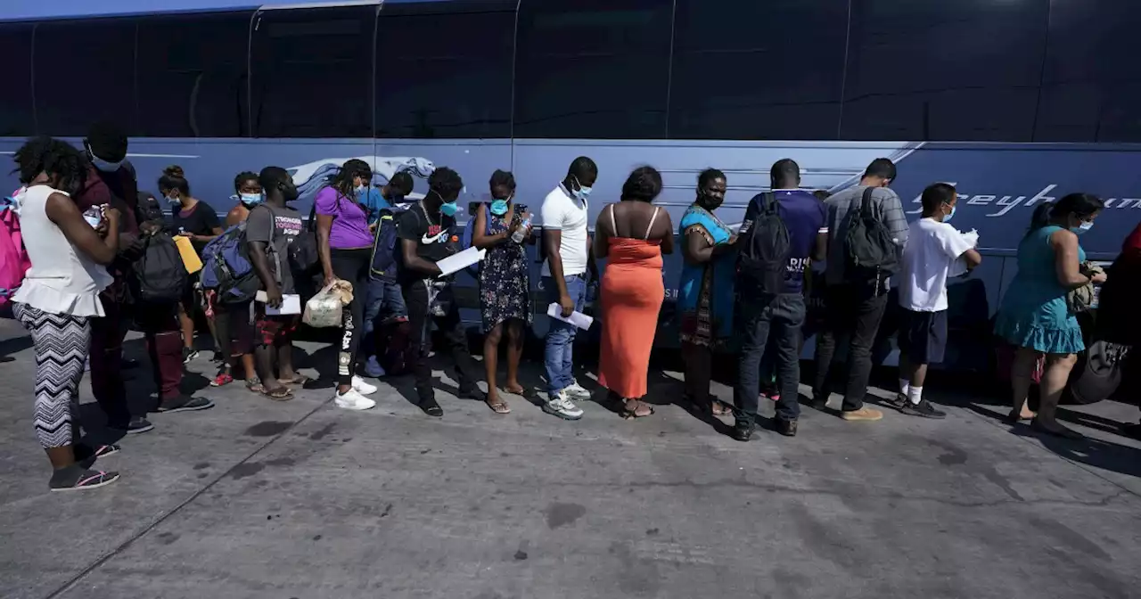 79 buses of migrants transported to Washington under Abbott-Ducey initiative