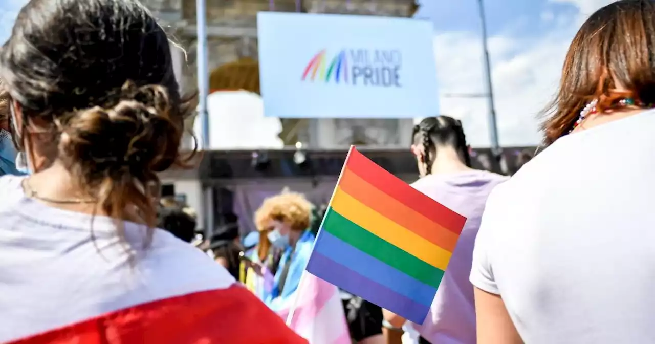 Pride Milano, per la prima volta in 50 anni il Pirellone si colorerà di arcobaleno