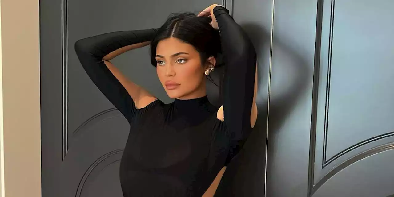 Kylie Jenner Somehow Made Leg Warmers Look Sexy