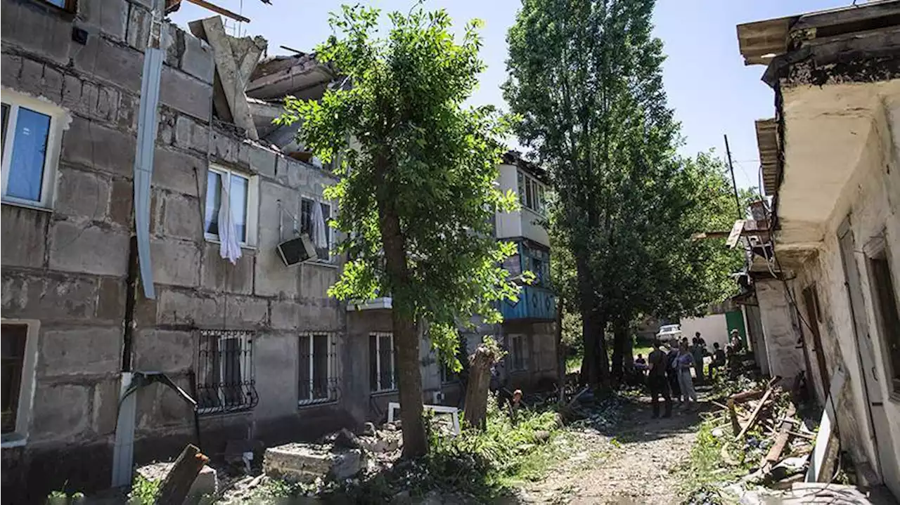 Трое мирных жителей погибли при обстреле ВСУ Стаханова и Криничного