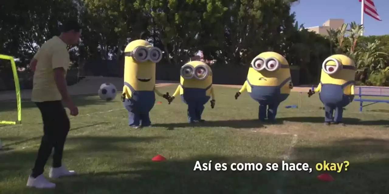 VIDEO: 'Chicharito' Hernández y su divertido entrenamiento con los Minions