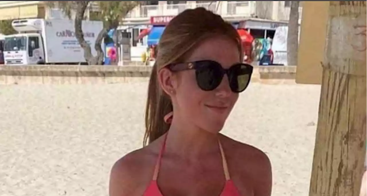 Gogglebox star Abbie Lynn flaunts slim figure in bright bikini on holiday