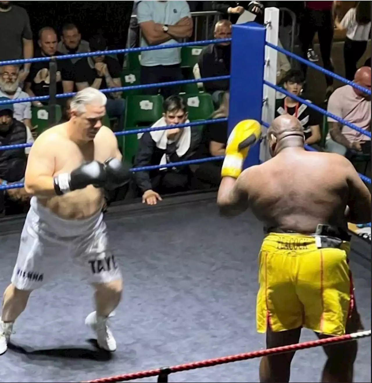 Francis involved in charity boxing match a week before KO'ing punter at BOXPARK