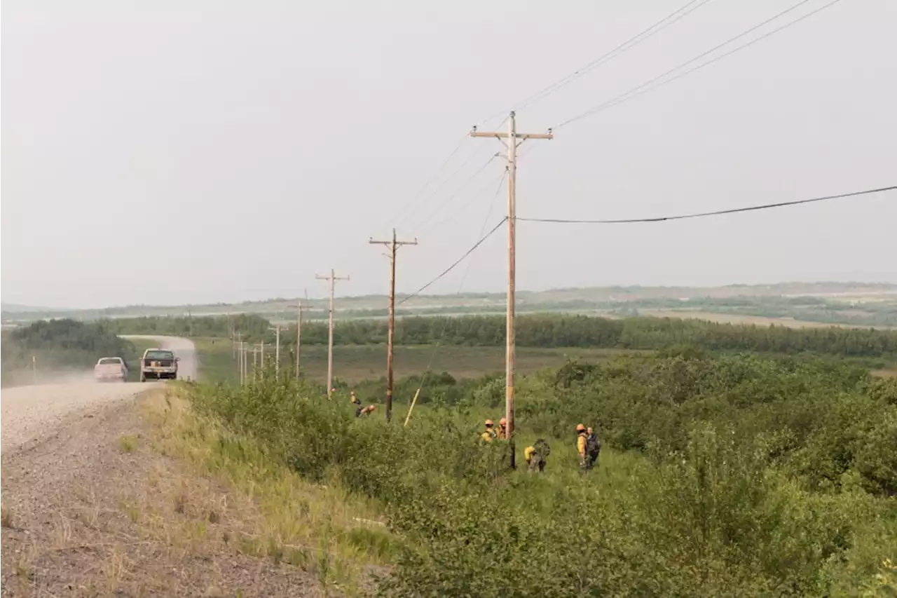 Alaska never saw large tundra fires like the East Fork Fire until climate change provided more fuel - Alaska Public Media