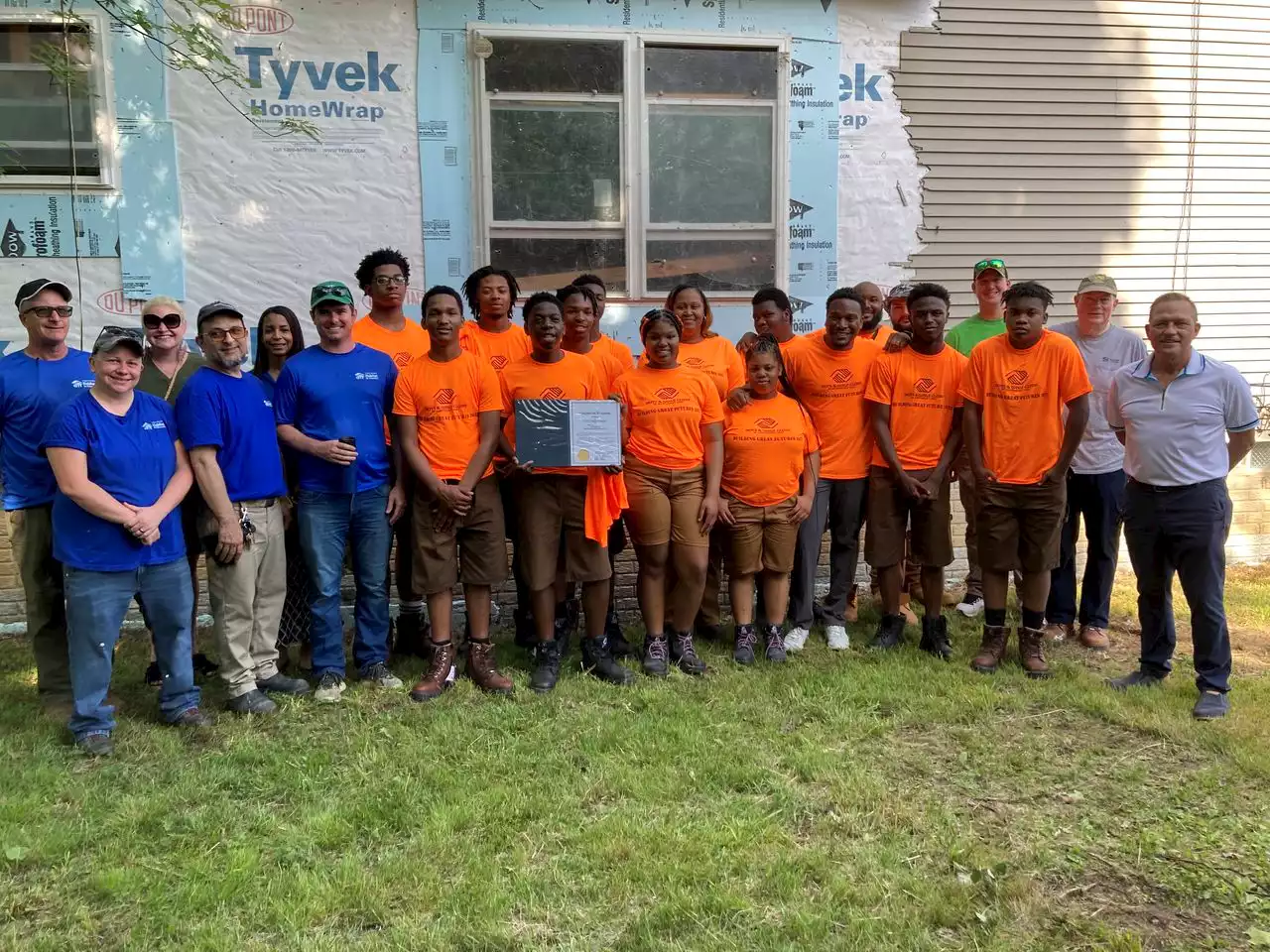 Building Great Futures: The summer program that encourages Northeast Ohio teens to learn about construction trades