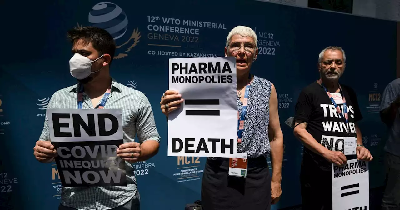 In Last-Ditch Push, Campaigners Urge WTO to Reject 'Indefensible' Vaccine Patent Deal