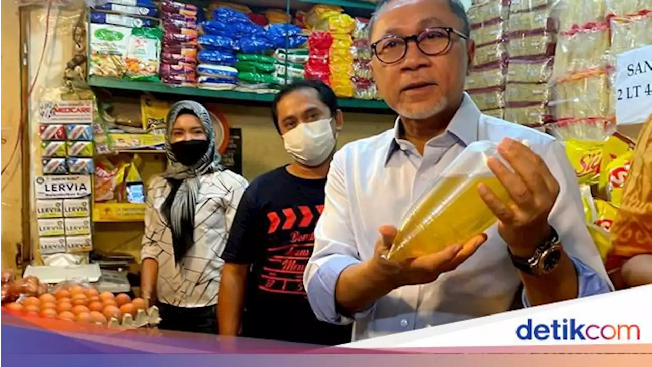 Potret Mendag Zulhas Cek Harga Beras-Migor di Pasar Cibubur