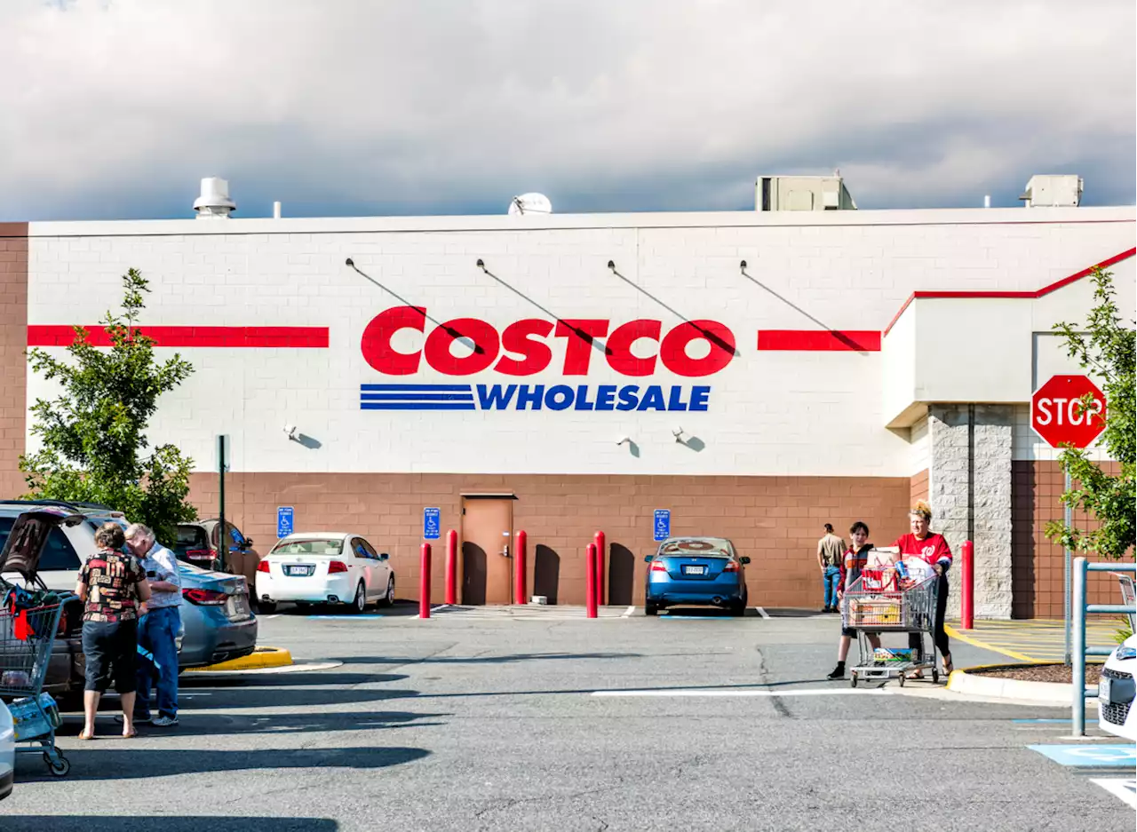 14 Ways to Save More at Costco, Straight From Employees