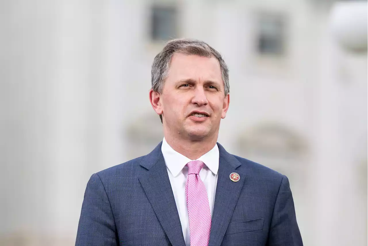 Rep. Sean Casten Offers Details Surrounding 17-Year-Old Daughter Gwen's Death