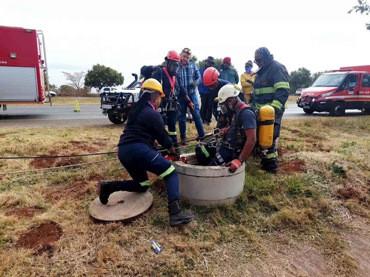 Cousin, friends remain quiet 'out of fear' after Soweto boy falls into manhole | News24