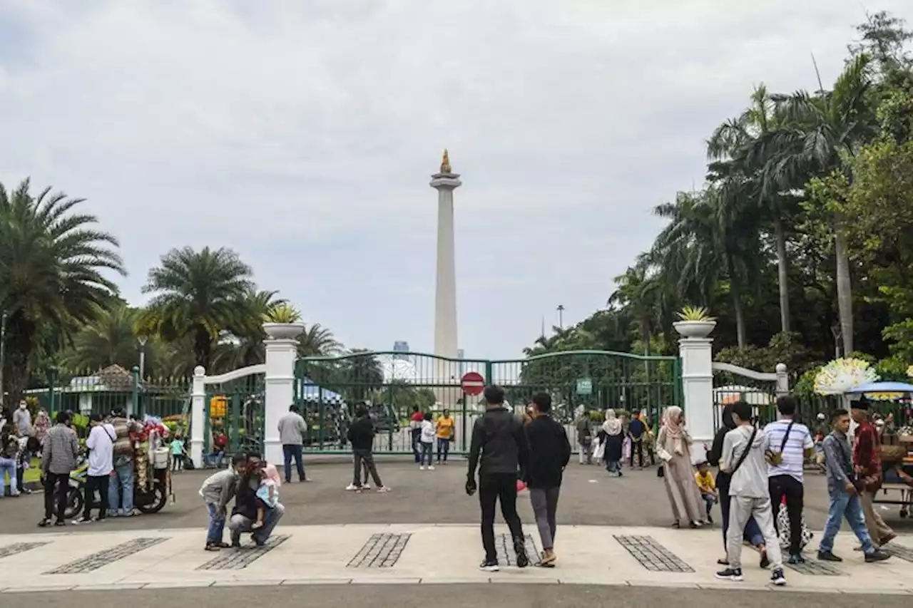 Kawasan Monas Kembali Buka untuk Umum Hari Ini, Pengunjung Dibatasi - Pikiran-Rakyat.com