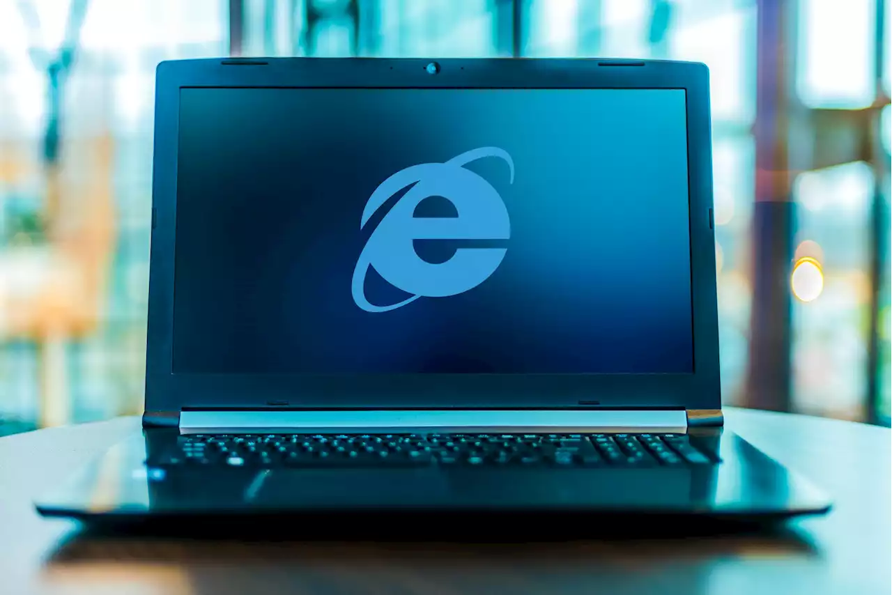 RIP Internet Explorer, and thanks for all the memes