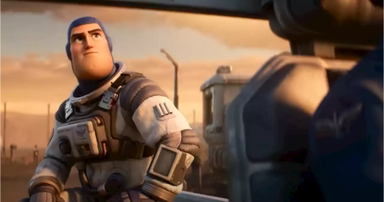 Director de Lightyear asegura que Disney respaldó la escena LGBT de la cinta