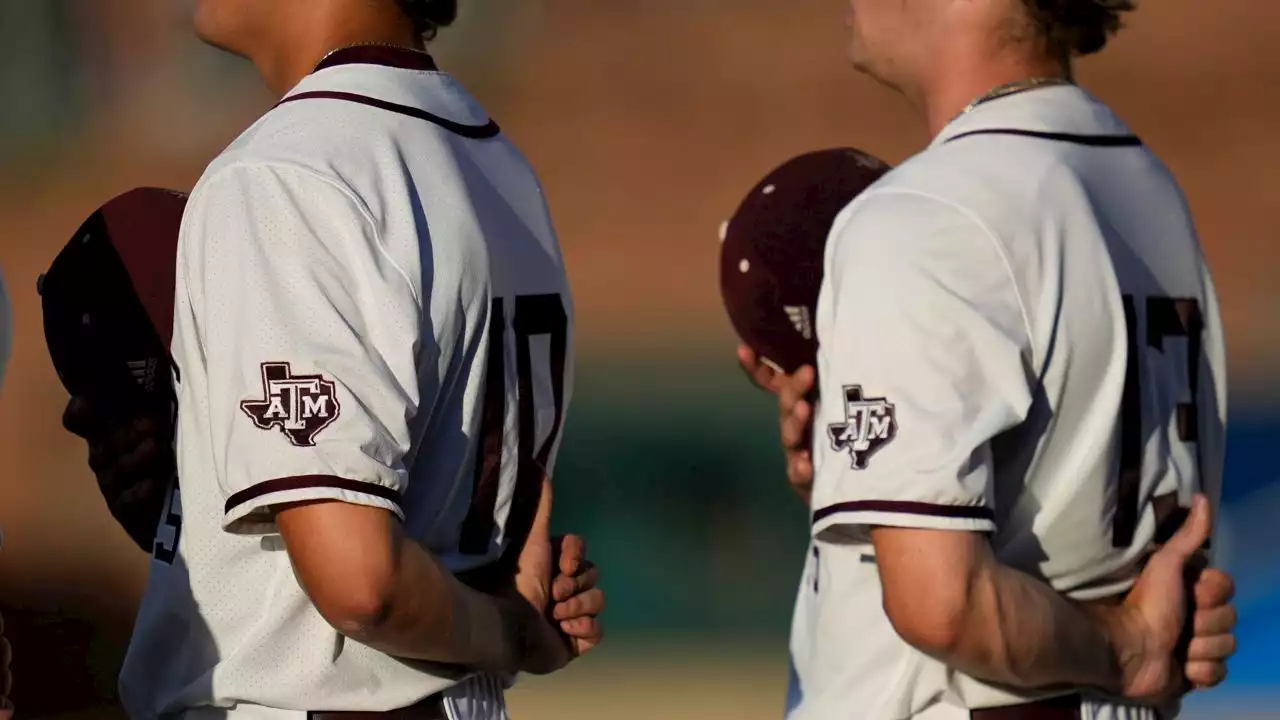 National anthem singer penalized for 'Horns Down' gesture