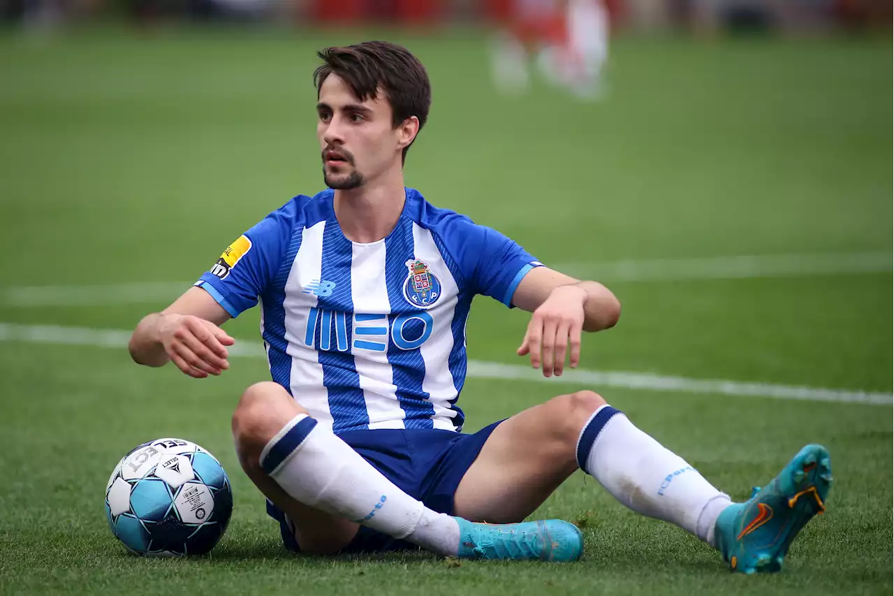 Arsenal strike deal for creative Porto star wanted by Premier League foes