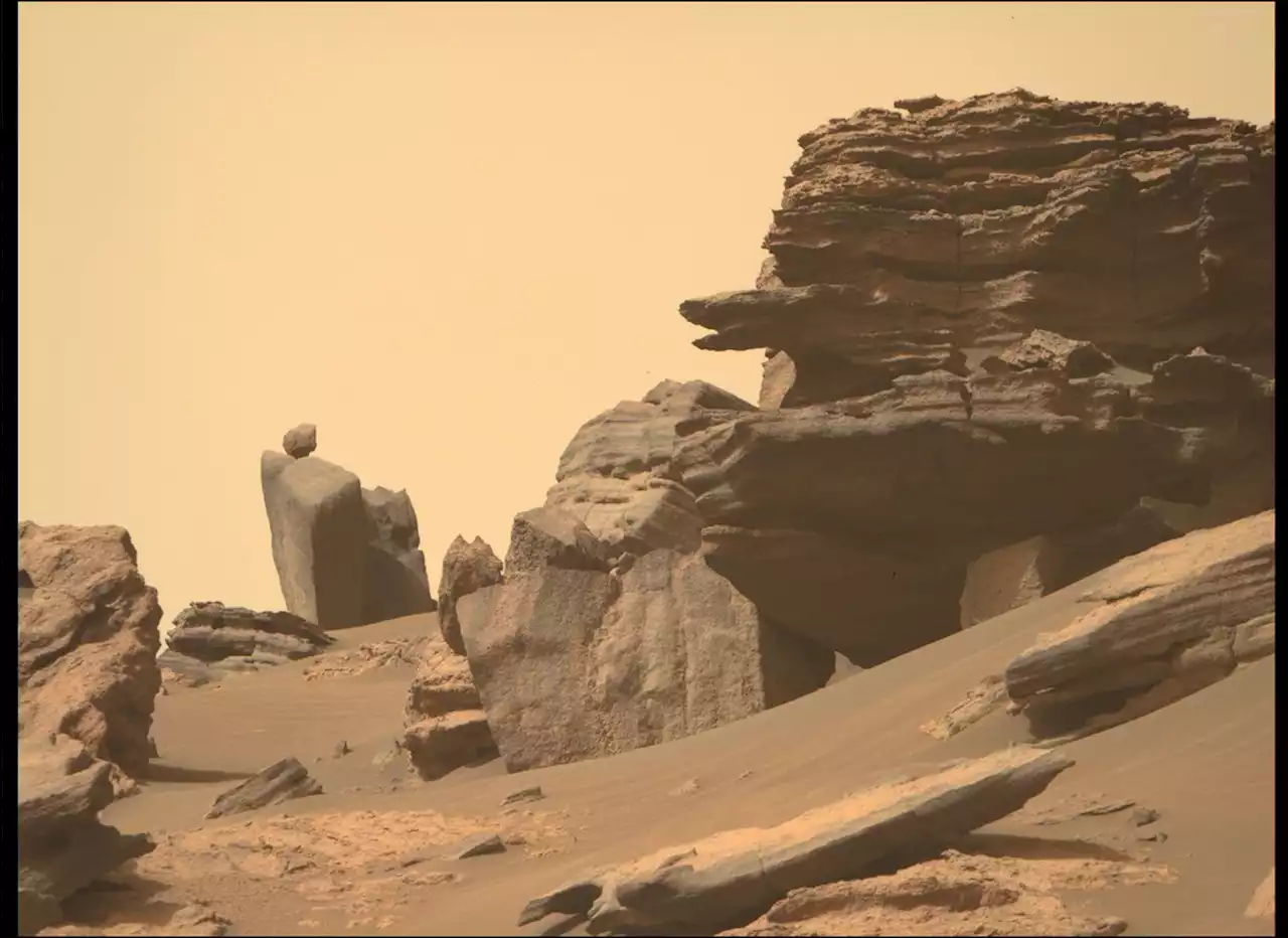 A Perfectly Balanced Rock Seen by Perseverance