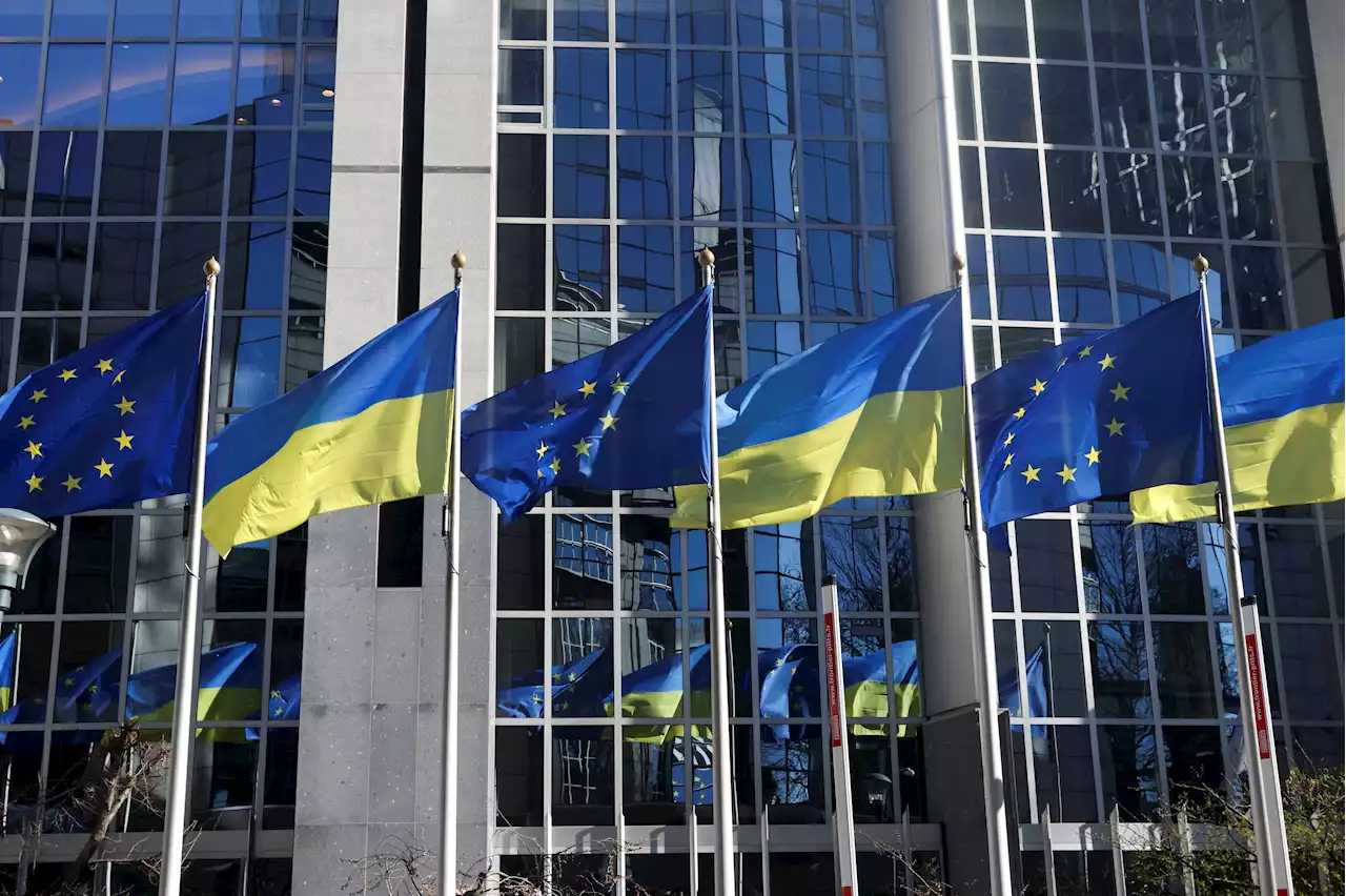 Ukraine Should Become a Membership Candidate to Join the EU, Commission Says