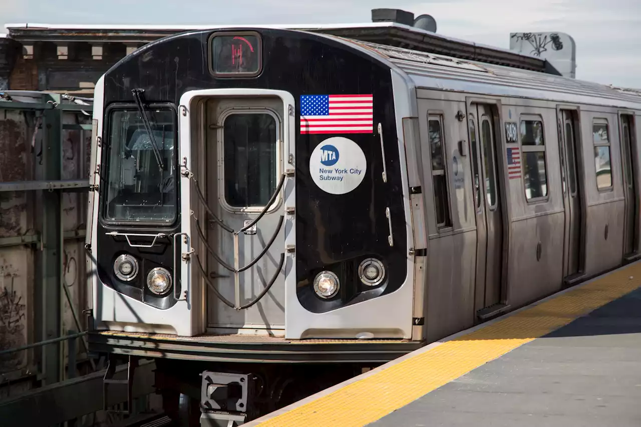 Police: Man is caught in NYC subway door, dragged to death - New York Amsterdam News