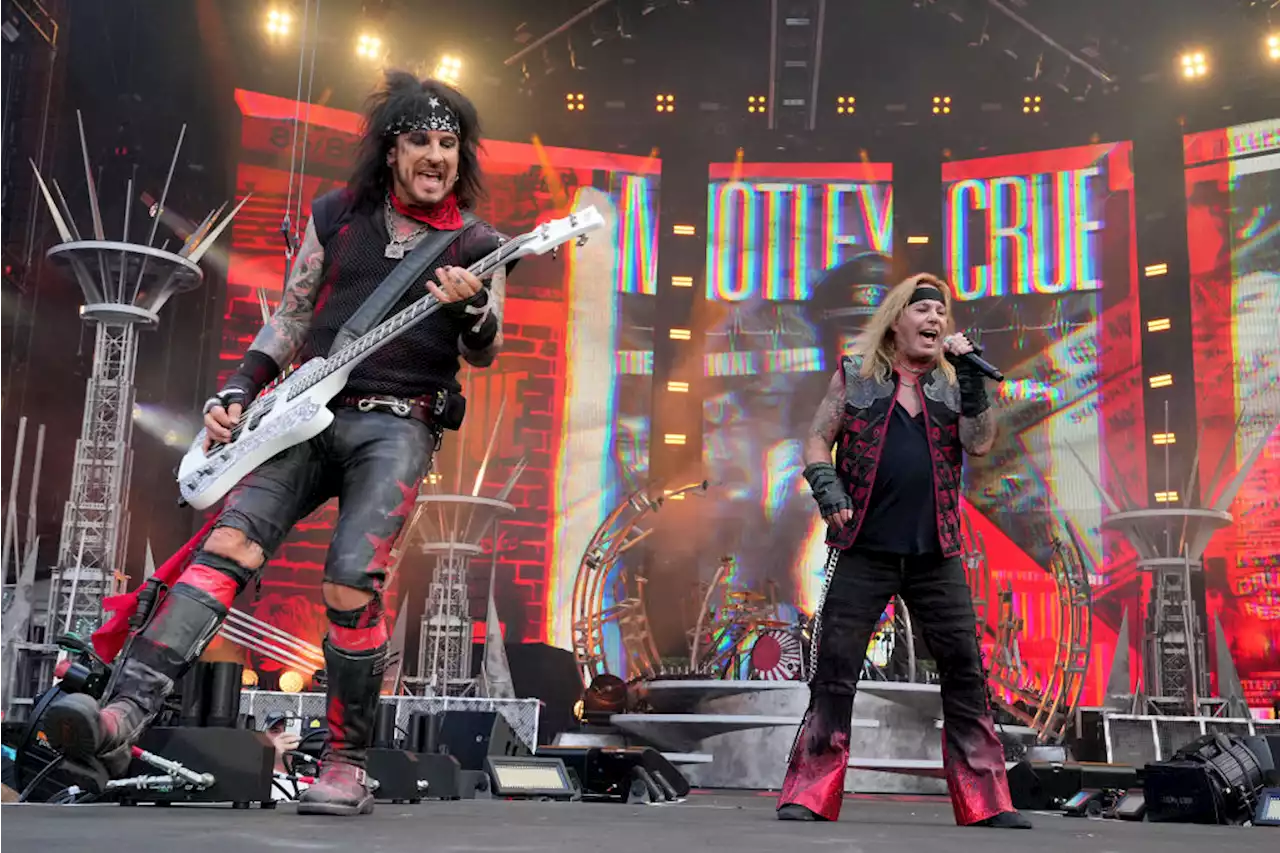 Watch Mötley Crüe Perform With Machine Gun Kelly at Reunion Tour Kickoff