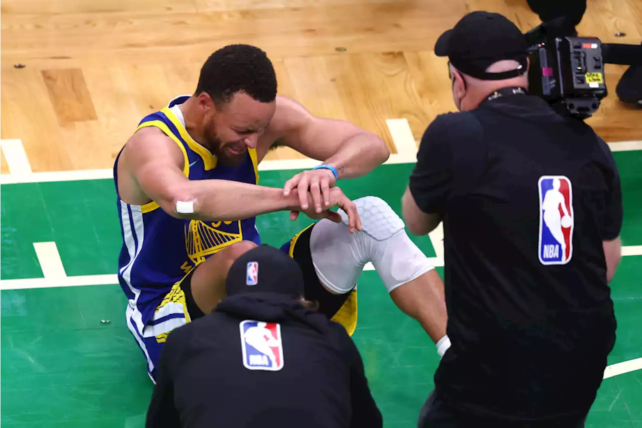 Steph cries on court after Warriors win title