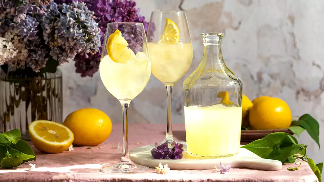 Limoncello-Spritz: Mit diesem Getränk holen Sie sich den Sommer nach Hause