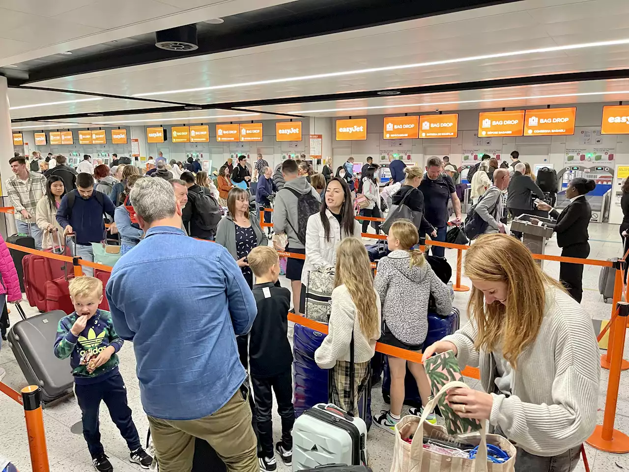 Gatwick cancels 4,000 summer flights sparking holiday travel chaos for thousands