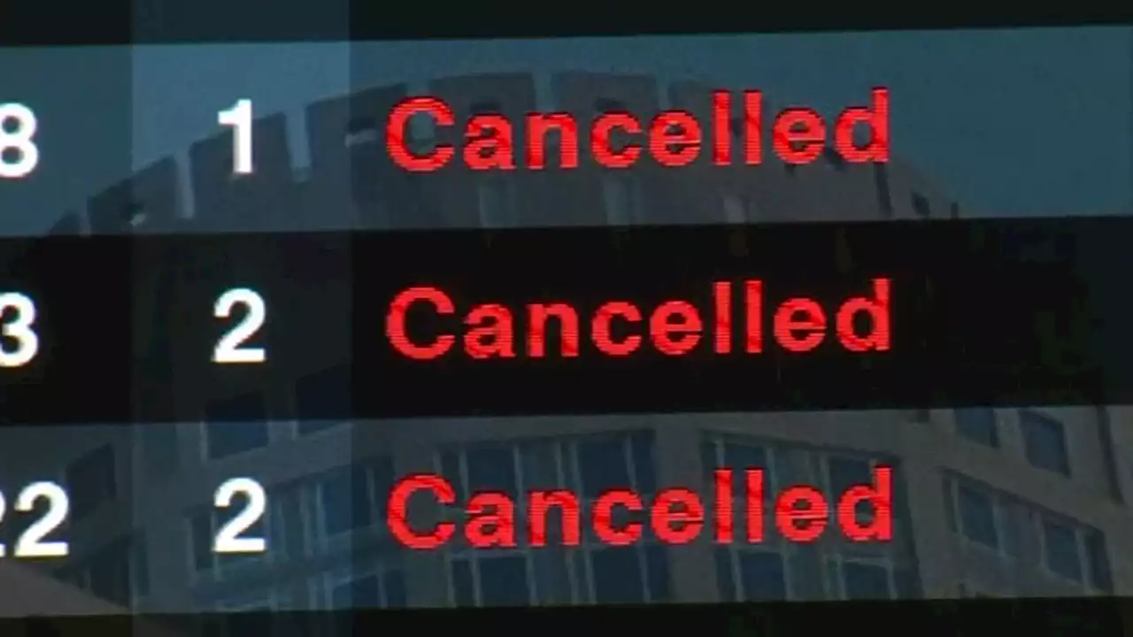 Hundreds more flights canceled, delayed Friday after nightmare air travel day