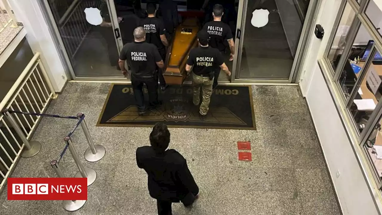 Caso Dom Phillips e Bruno Pereira: Terceiro suspeito do crime se entrega à polícia - BBC News Brasil