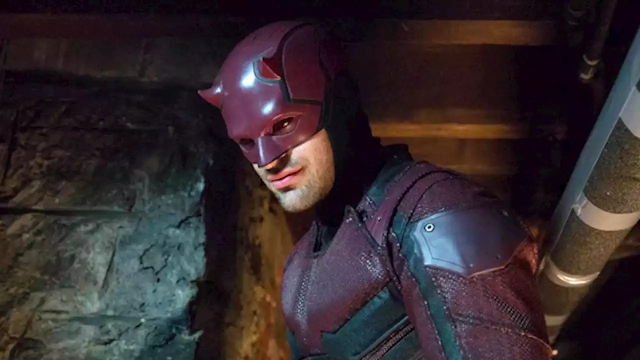 Daredevil Fan Art Gives Charlie Cox Red-and-Yellow Suit for Disney+ Series