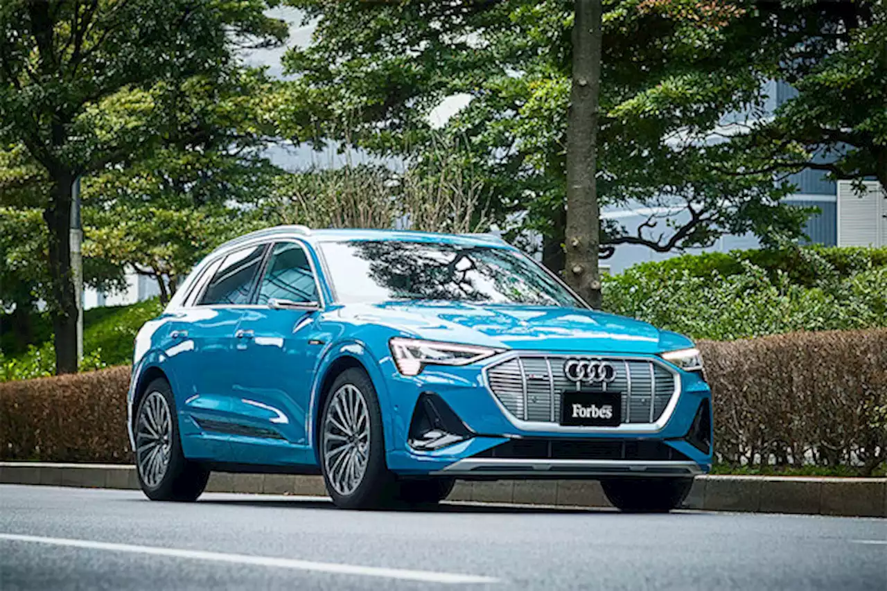 スタイリッシュにして軽やかな走りでAudiが描く未来 Audi e-tron 50 quattro S line | Forbes JAPAN（フォーブス ジャパン）