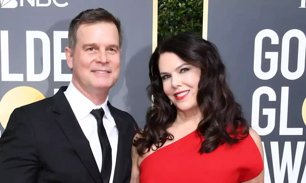 Peter Krause and Gilmore Girls' Lauren Graham split after more than 10 years together