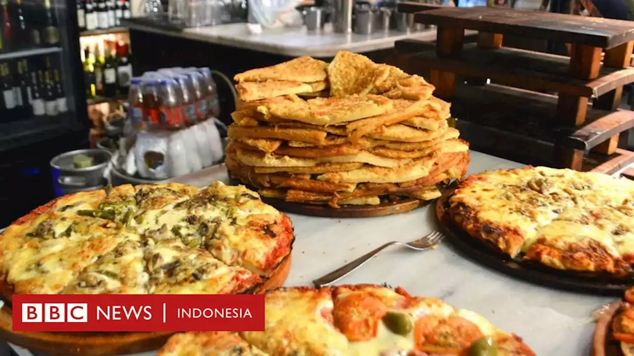 Melacak sejarah 'faina', pizza berwarna emas peninggalan imigran Italia - BBC News Indonesia