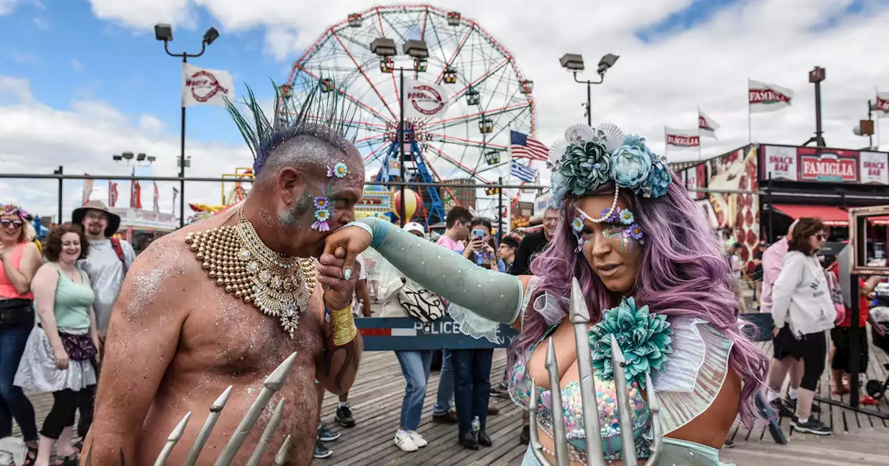 Coney Island Mermaid Parade returns for first time since 2019