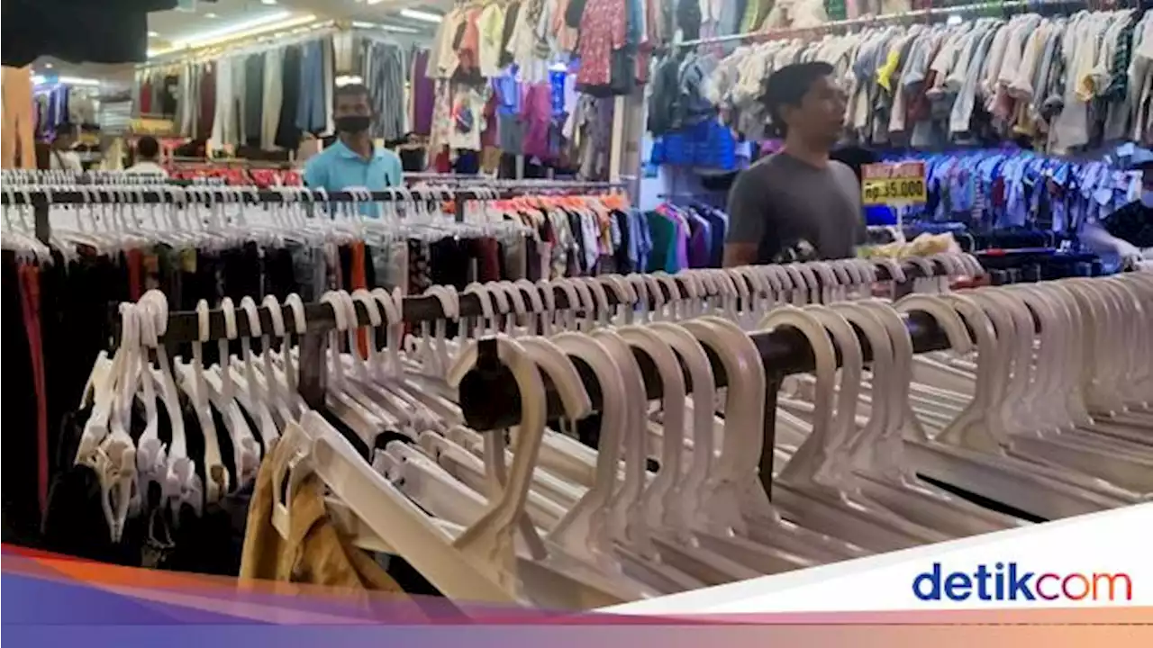 Menguak Asal Usul Kata Thrifting