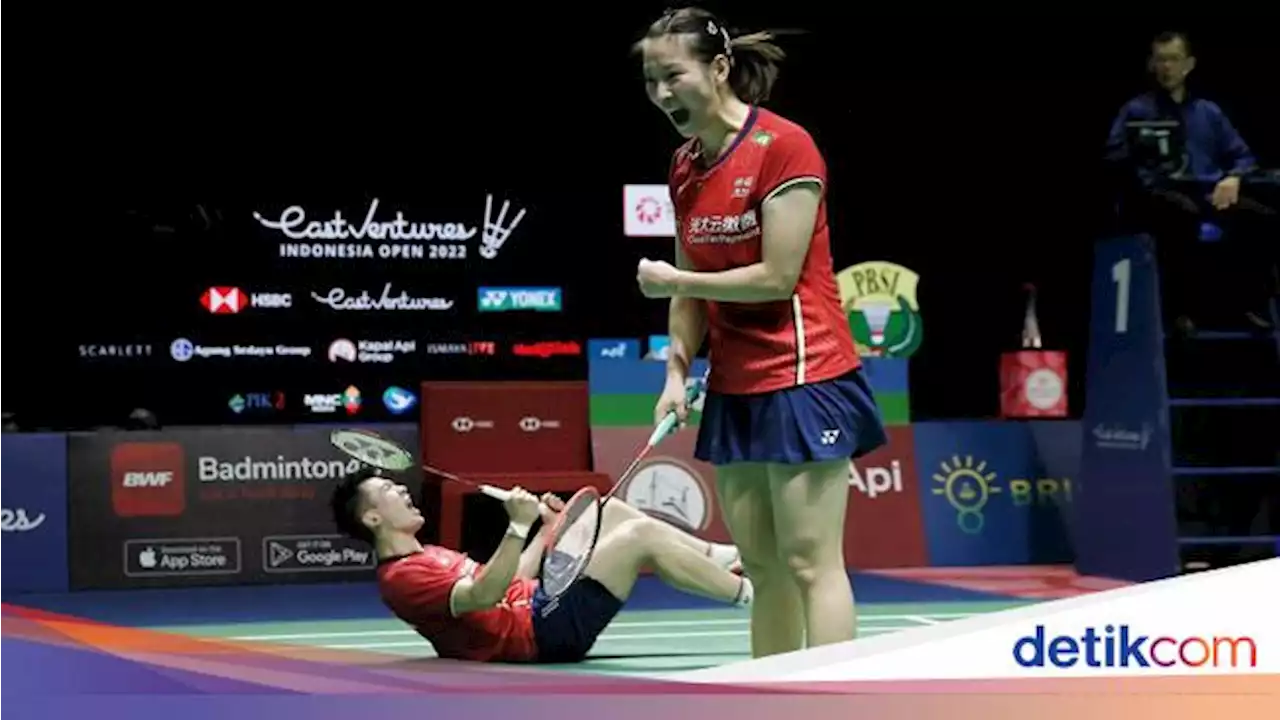 Ekspresi Kemenangan Ganda Campuran China Juarai Indonesia Open 2022