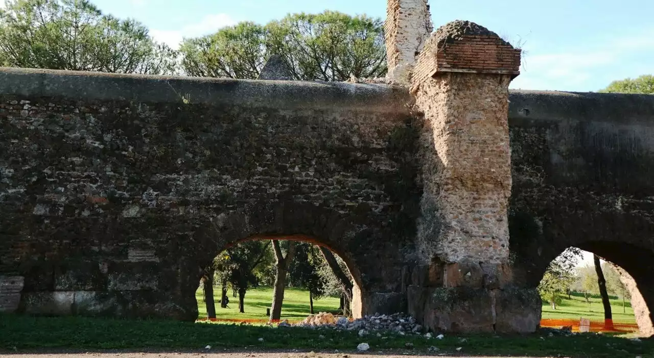 «Io, picchiata e stuprata al Parco degli Acquedotti», la denuncia di una trentenne romana