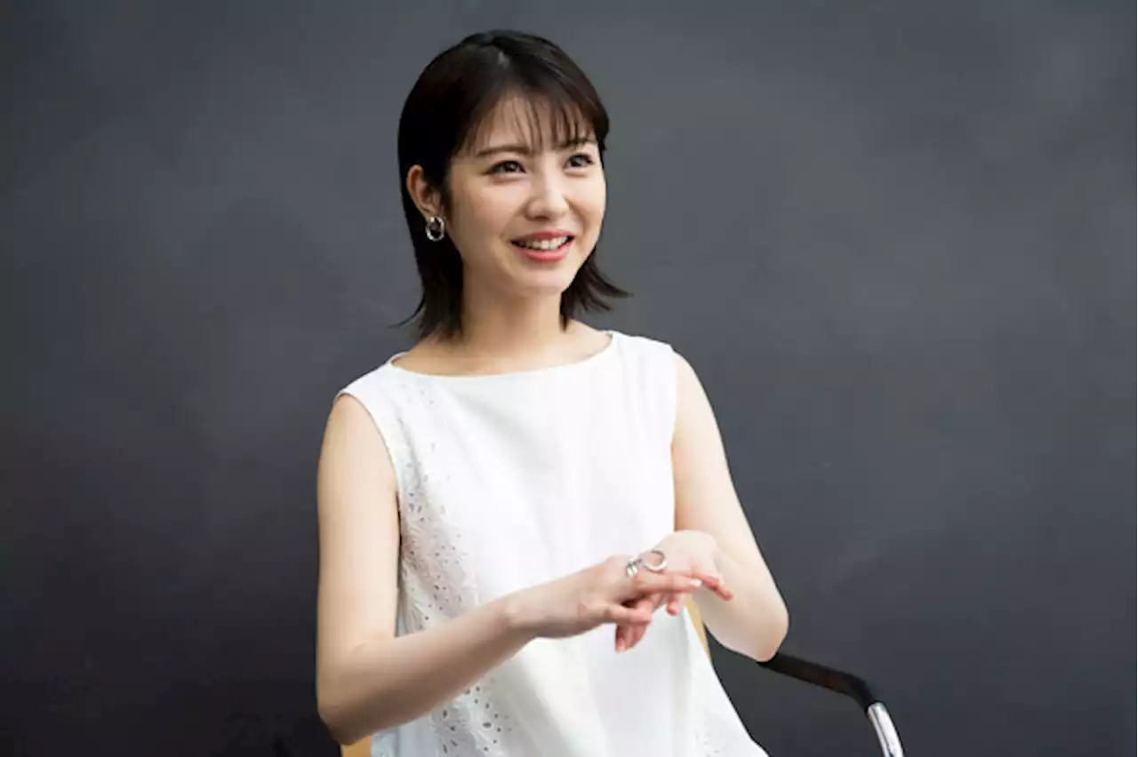 浜辺美波を新ミューズに起用 資生堂「エリクシール」が20代にエイジングケアを訴求する狙い - トピックス｜Infoseekニュース