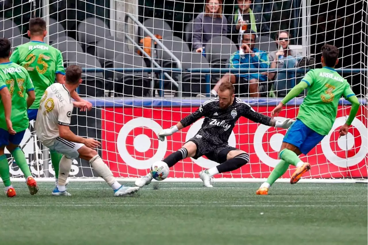 Christian Arango delivers in LAFC draw with Seattle