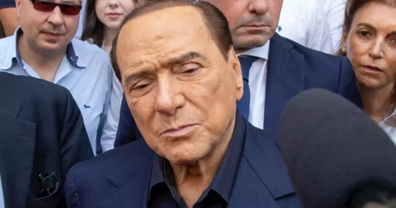 Silvio Berlusconi, un colpo al cuore: 'Parole gravissime', chi lascia partito e Parlamento