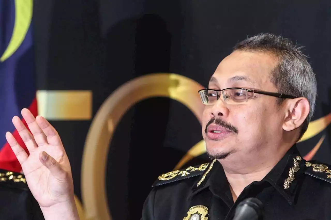 Ex-MACC chief Dzulkifli not ruling out prospect of joining political party