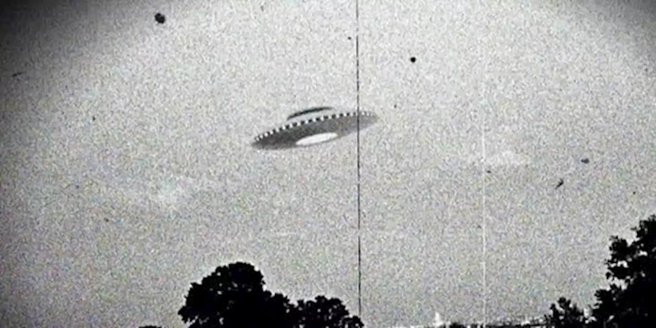 Sejarah Penampakan UFO di Indonesia: Disangka Pesawat Canggih Milik Musuh | merdeka.com