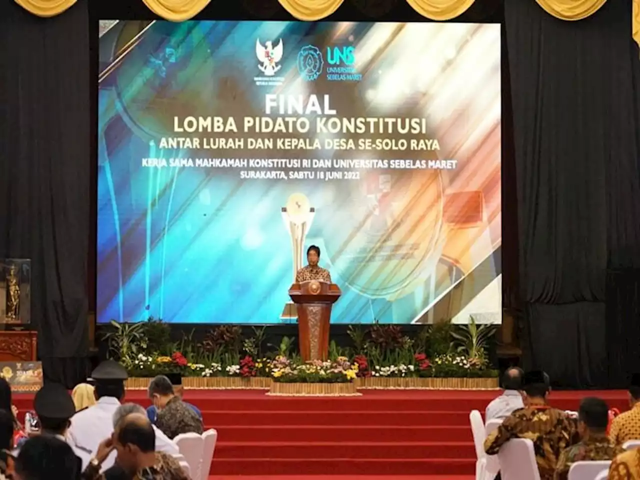 FH UNS dan MK Gelar Lomba Pidato Konstitusi Kades dan Lurah se Soloraya