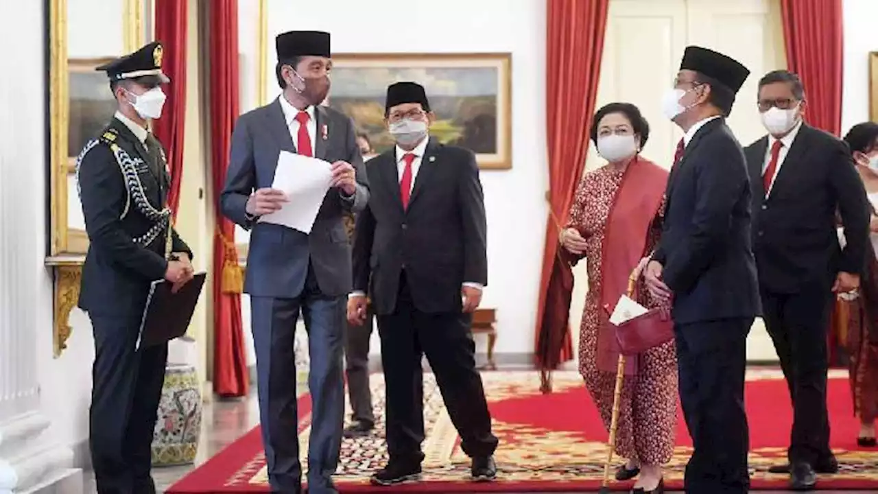 Tarik-Ulur di Balik Reshuffle Kabinet Jokowi