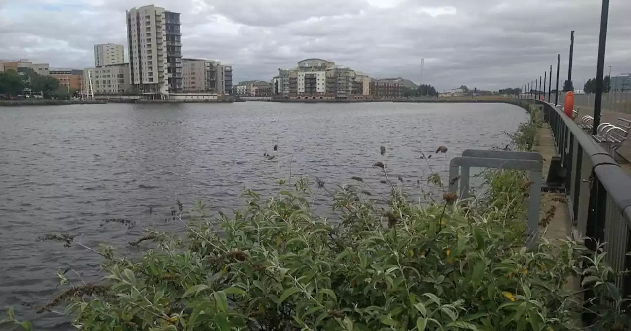 Emergency services warn residents to stay indoors after incident at famous dock