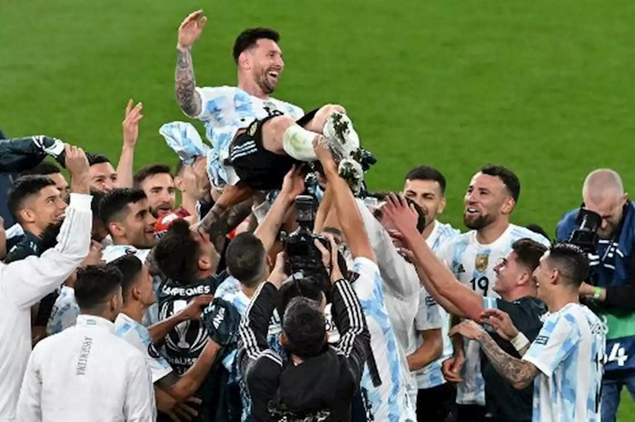 Angkat Trofi Finalissima, Argentina Digdaya dengan 32 Laga Unbeaten - Bolasport.com