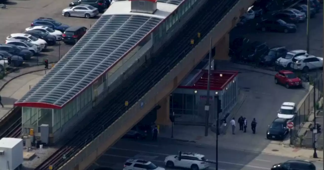 Woman stabbed, another woman punched at Red Line stop in Chinatown