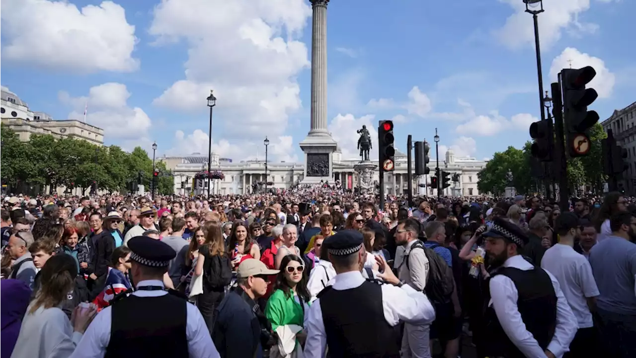 Huge crowds gather for first glimpse of Queen Elizabeth II during her Platinum Jubilee celebrations