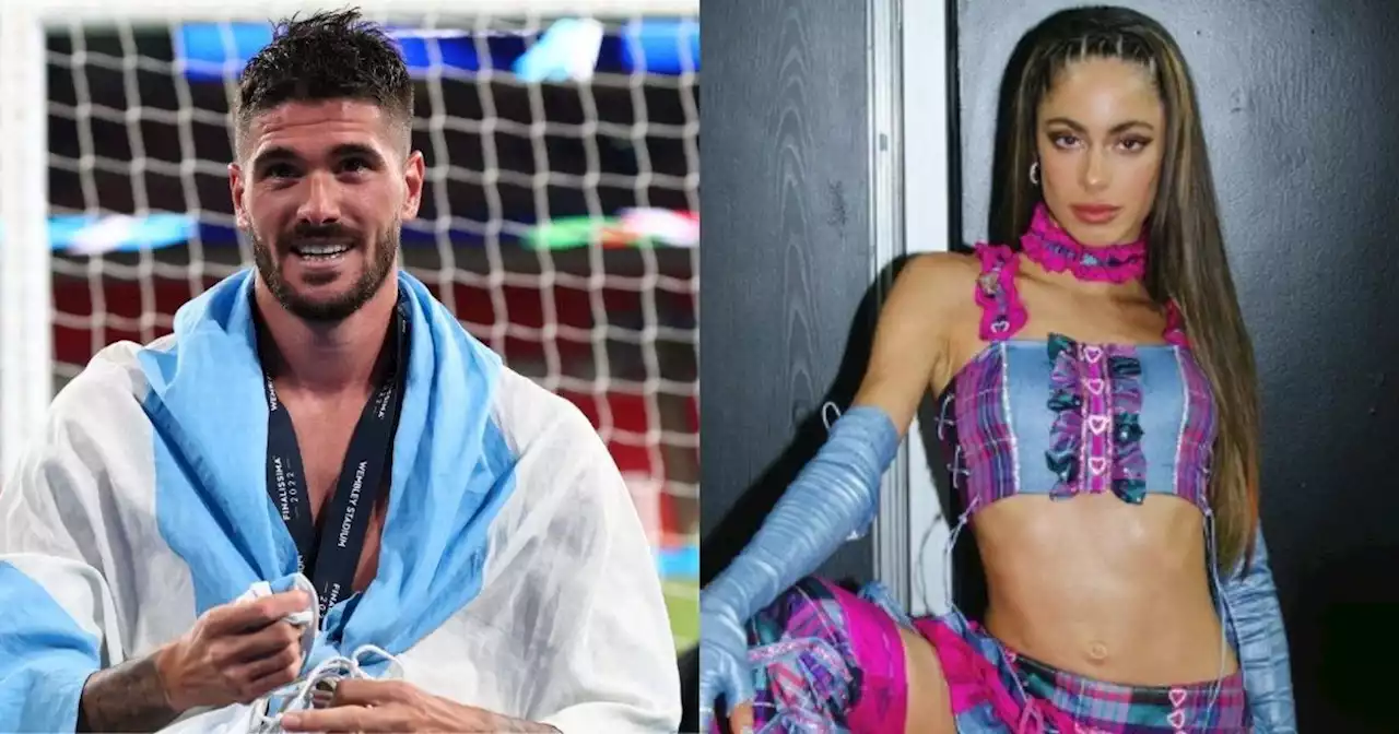 El ida y vuelta entre De Paul y Tini tras el título de la Selección