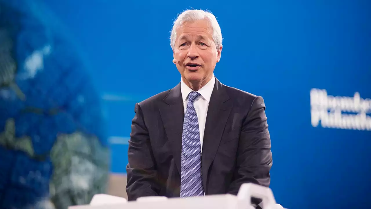 Jamie Dimon warns of an economic 'hurricane' coming: 'Brace yourself'