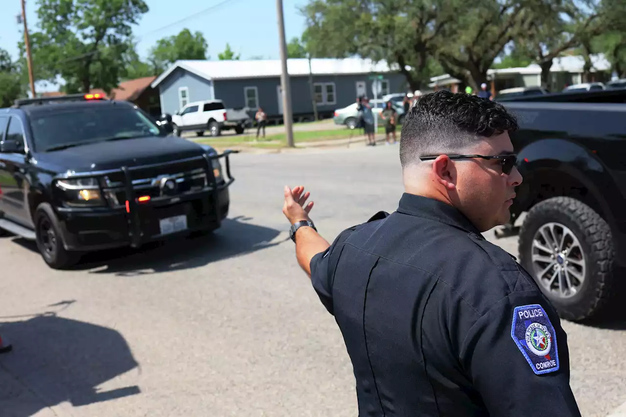 Video: Law enforcement officials say journalists will be charged for being on Uvalde CISD property